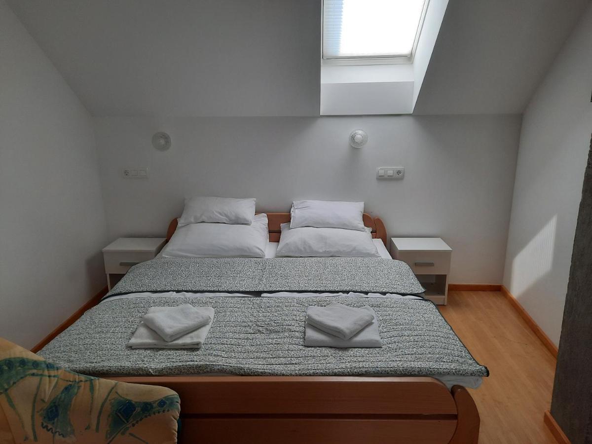 Apartma Smid Apartment Škofja Loka Екстериор снимка