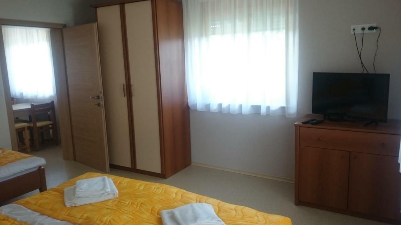 Apartma Smid Apartment Škofja Loka Екстериор снимка